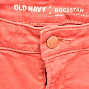 Old Navy Mid-rise rockstar skinny jeans